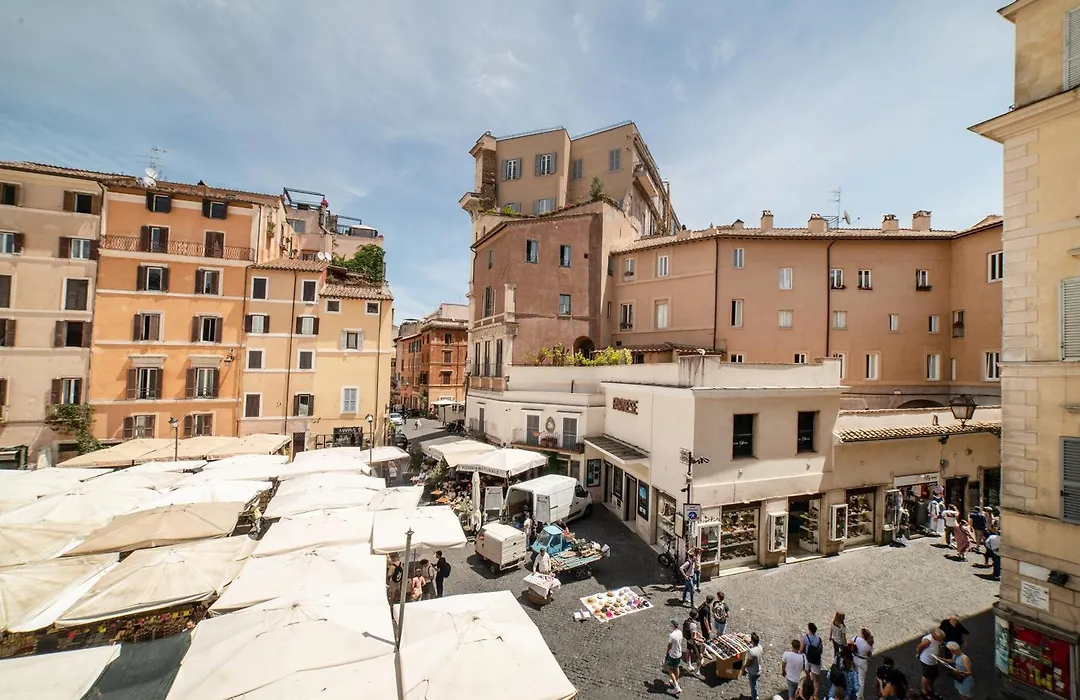 Campo De Fiori Home-1